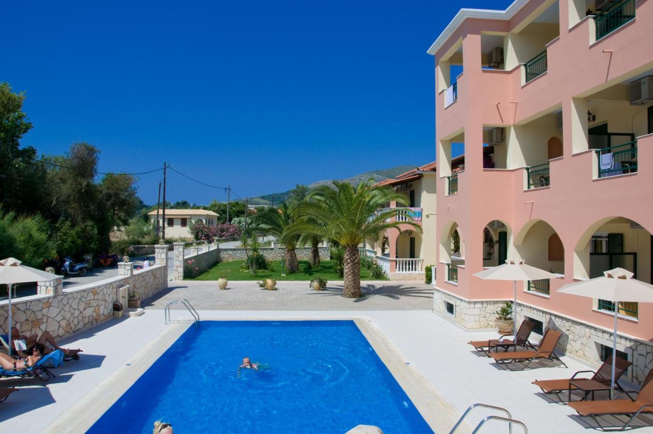 Bed and Breakfast Koukla Mare Литакия Экстерьер фото