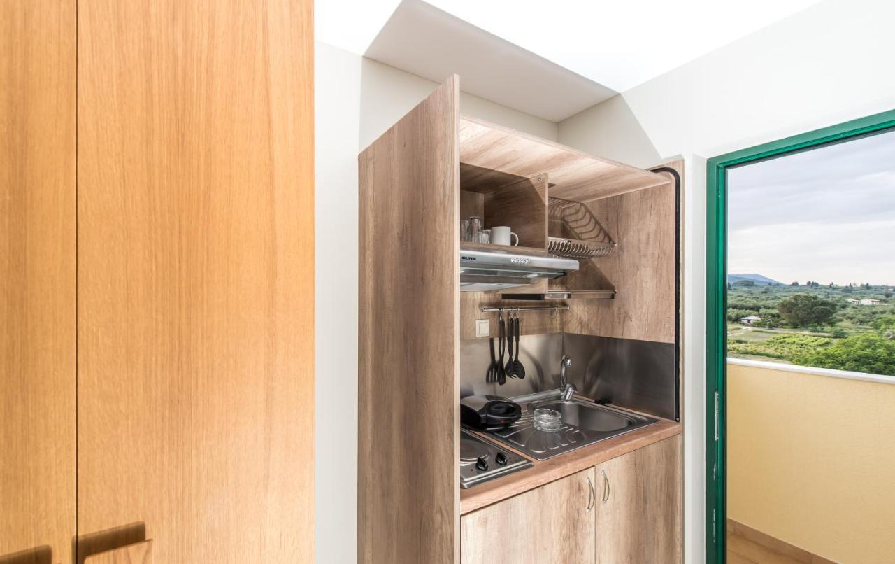 Bed and Breakfast Koukla Mare Литакия Экстерьер фото