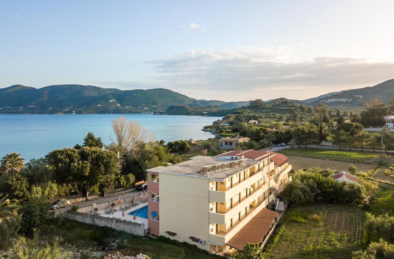 Bed and Breakfast Koukla Mare Литакия Экстерьер фото